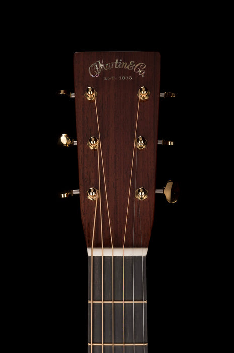 Martin 000-28 Modern Deluxe Acoustic Guitar