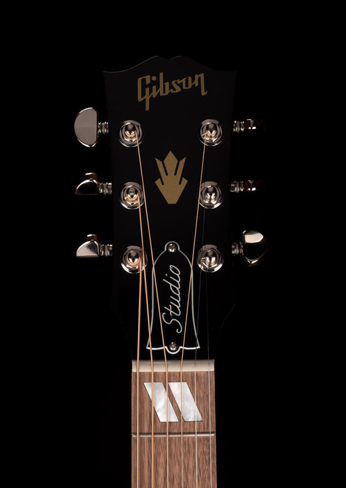 Gibson Hummingbird Studio Walnut Natural with Case