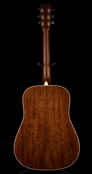 Martin Custom Shop D-18 Mahogany with Sitka Spruce With Case