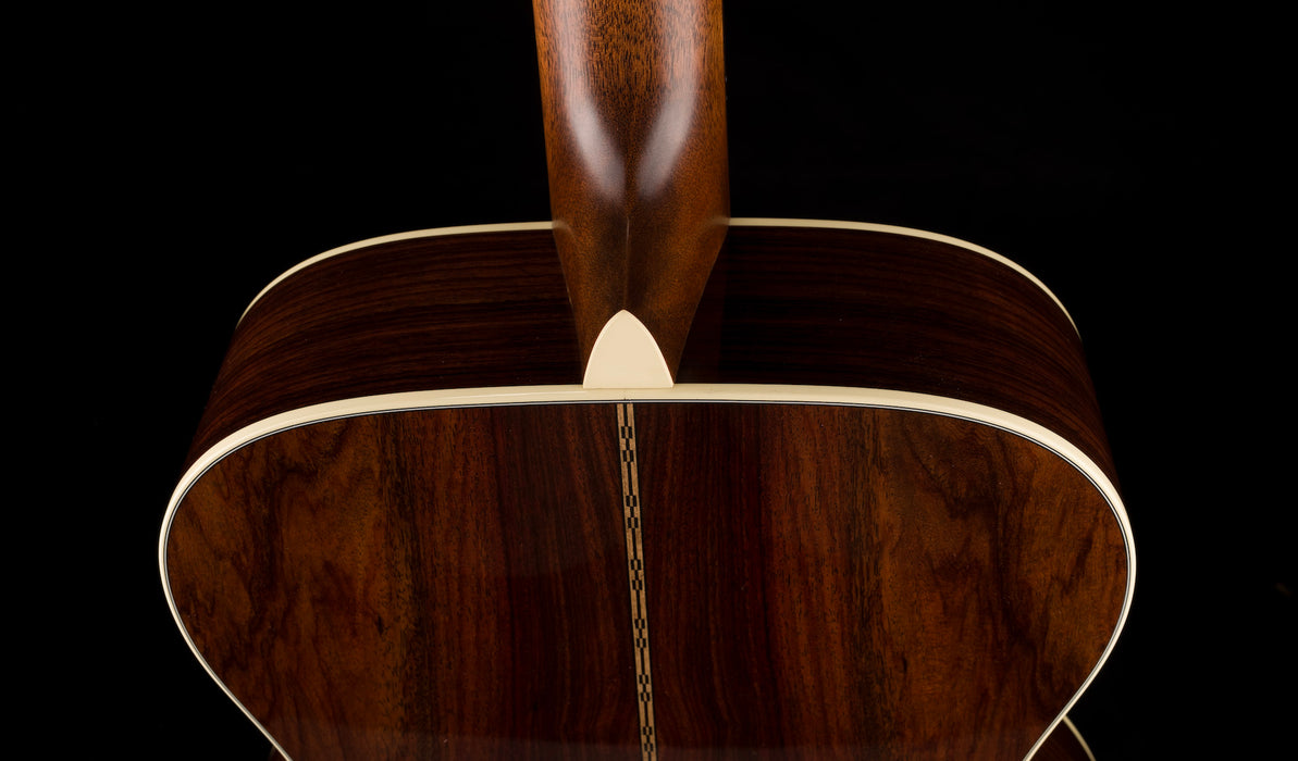 Martin Custom Shop 000-28 Wild Grain East Indian Rosewood with Italian Alpine Spruce Top Acoustic Guitar