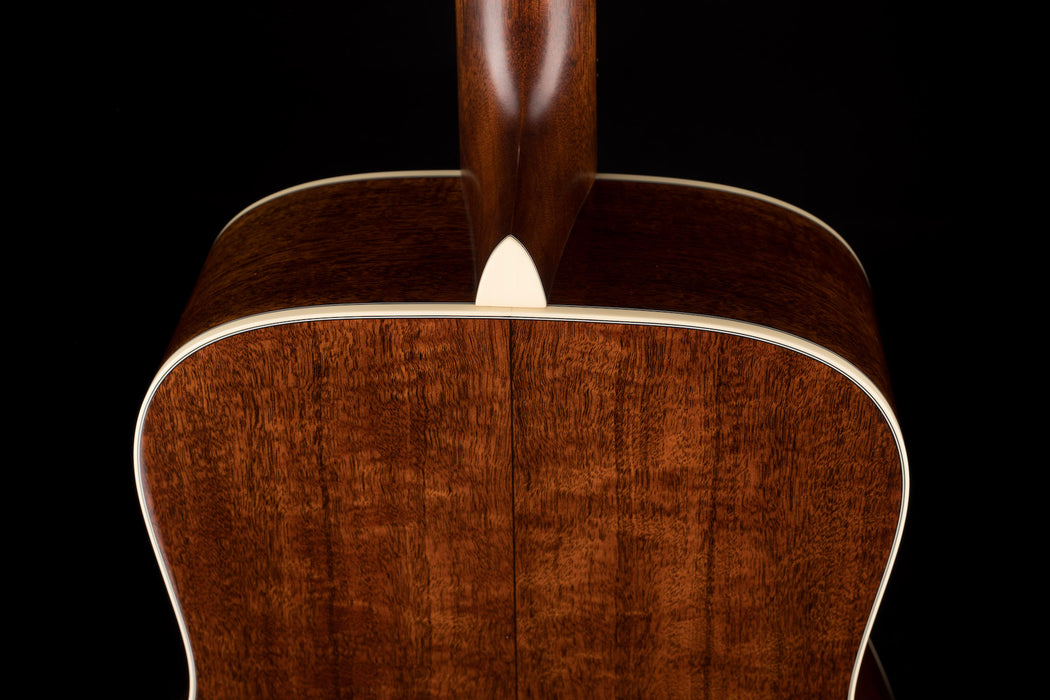 Martin Custom Shop D-18 Mahogany with Sitka Spruce With Case