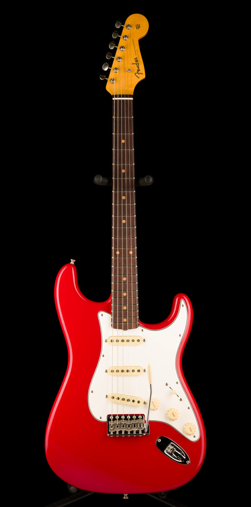 Fender Custom Shop International Custom 1959 Stratocaster Deluxe Closet Classic Moracco Red With Case