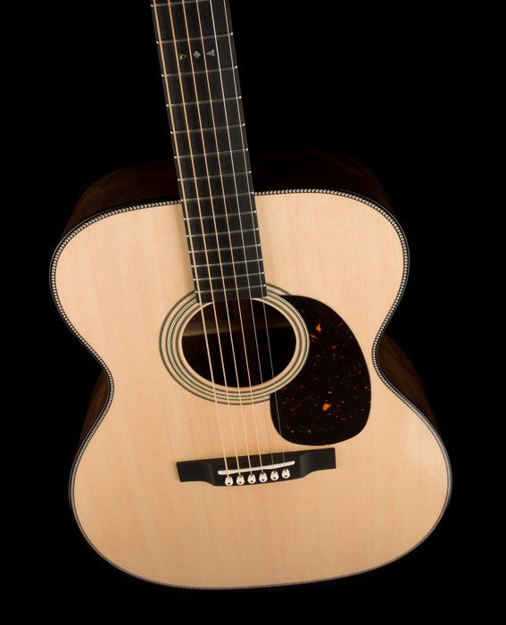 Martin Custom Shop 000-28 Figured Black Walnut With Sitka Spruce