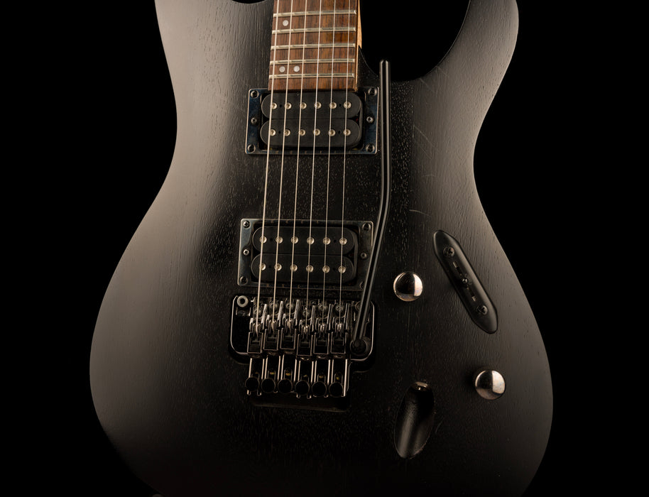 Pre Owned Ibanez S520 Weathered Black