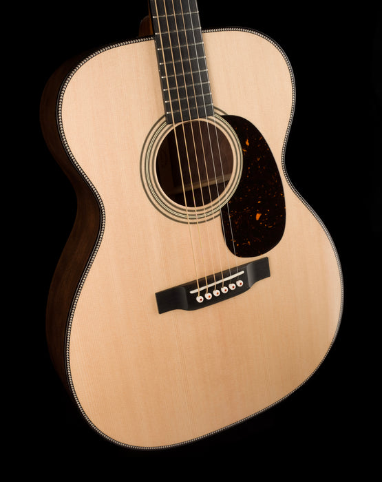 Martin Custom Shop 000-28 Figured Black Walnut With Sitka Spruce