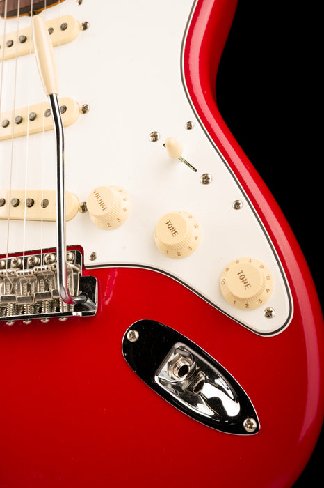 Fender Custom Shop International Custom 1959 Stratocaster Deluxe Closet Classic Moracco Red With Case