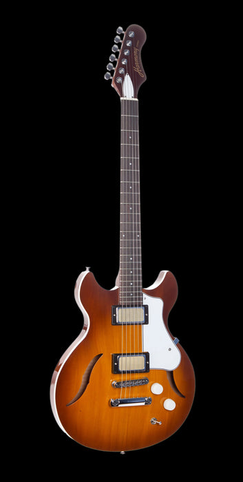 Harmony Standard Comet Sunburst Front Right Tilt