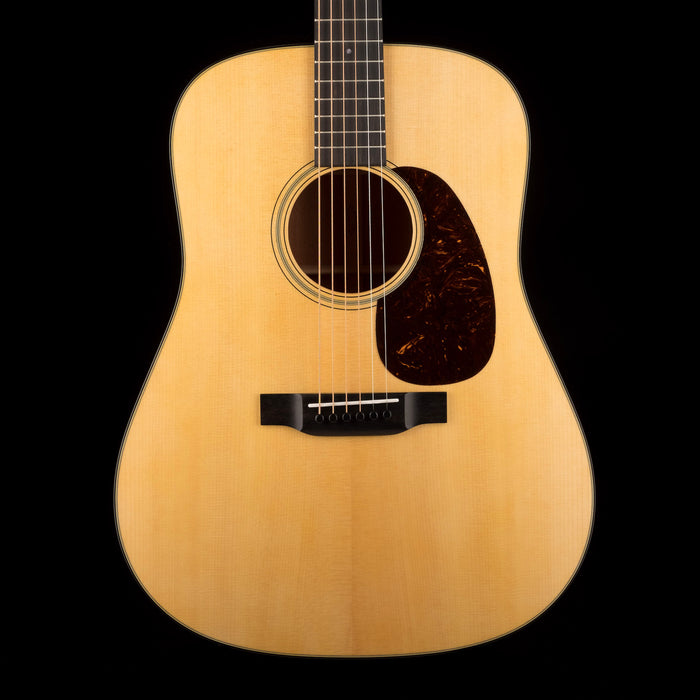 Martin D-18 Satin Natural with Case