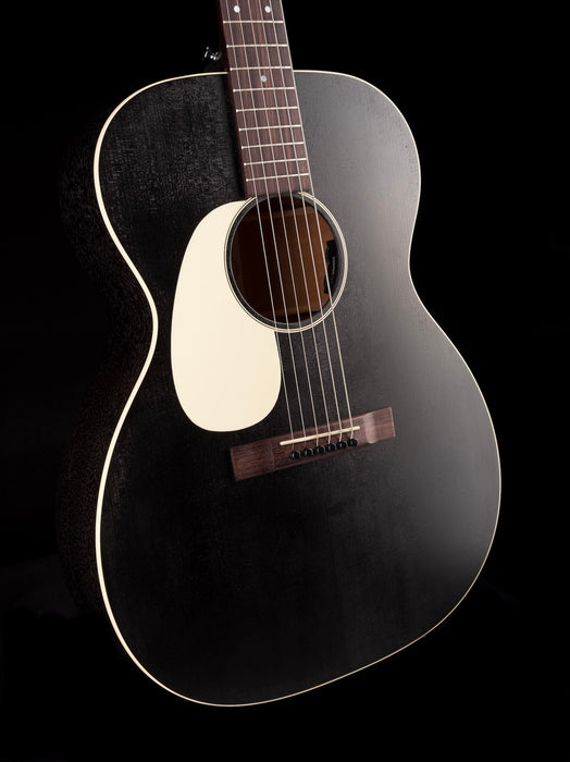 Martin 000-17E Black Smoke Left Handed with Case