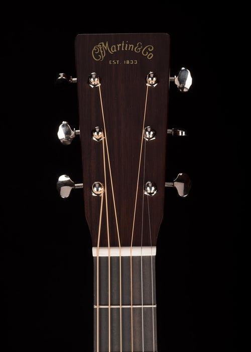 Martin D-18 Satin Amberburst with Case