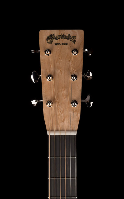 Martin Custom Shop 00 Style 28 Deep Body Birdseye Maple Acoustic Guitar