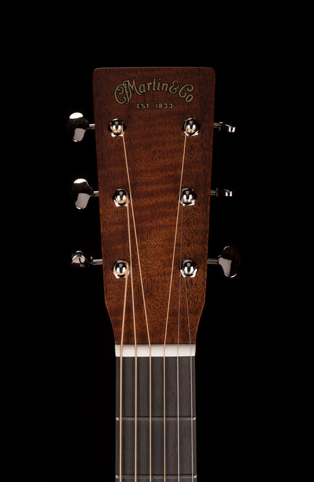 Martin Custom Shop 000 Style 18 Flamed Mahogany Acoustic Guitar