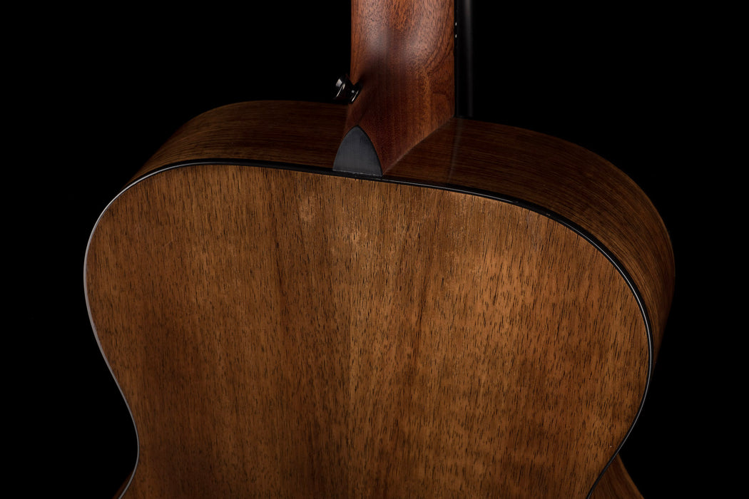 Martin 000-12E Koa with Soft Case B-Stock