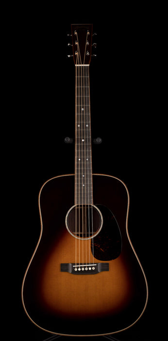 Martin Custom Shop Dreadnaught/000 Style 28 East Indian Rosewood Sunburst With Case