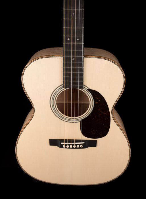 Martin Custom Shop 000 Style 28 Birdseye Maple Acoustic Guitar