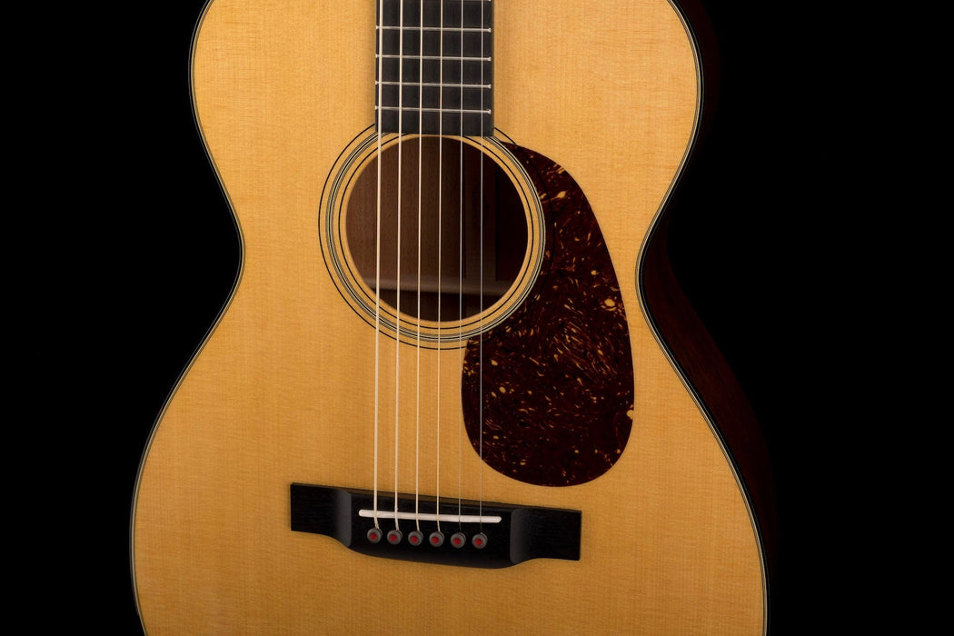 Used Martin Standard Series 0-18 Acoustic with OHSC