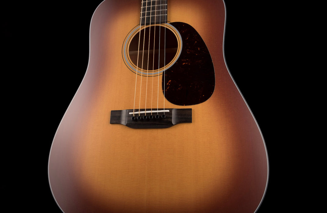 Martin D-18 Satin Amberburst with Case