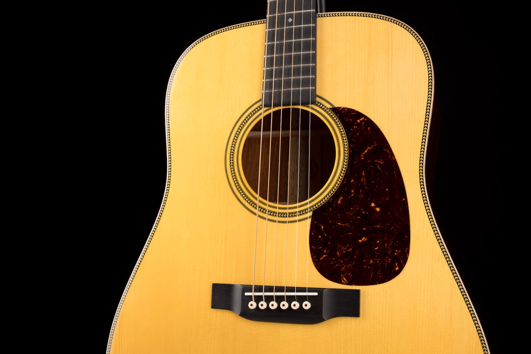 Martin Custom Shop Dreadnought Style HD28 Cocobolo w/ Adirondack Spruce Top Acoustic Guitar