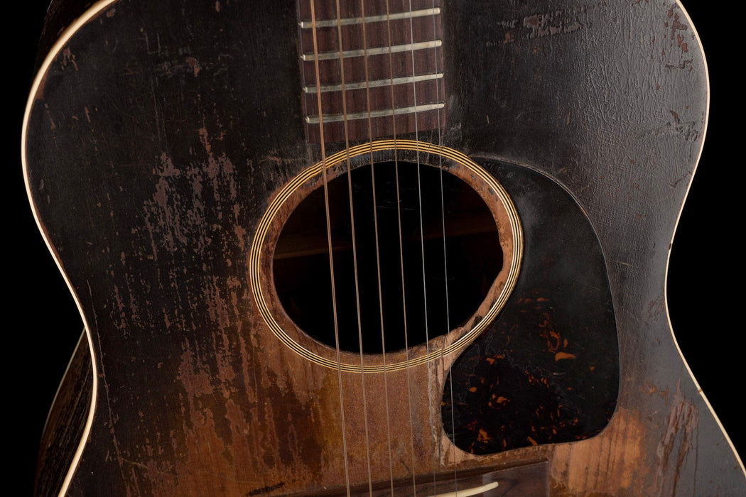 Vintage 1940's Gibson Banner J-45 Sunburst Owned by Ry Cooder