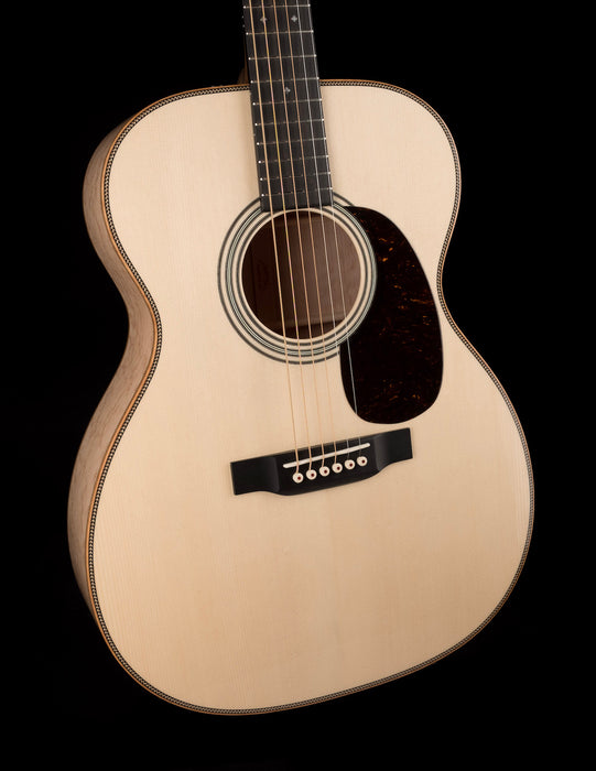 Martin Custom Shop 000 Style 28 Birdseye Maple Acoustic Guitar