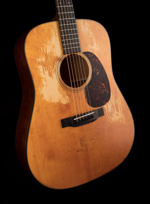 Martin D-18 StreetLegend Natural with Case