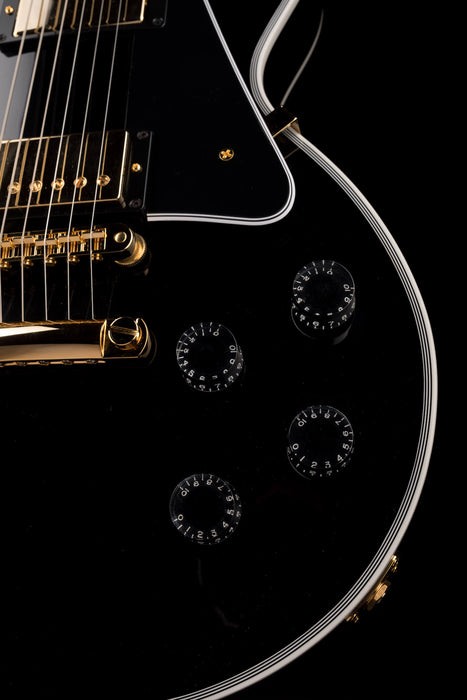 Gibson Custom Shop Les Paul Custom with Ebony Fingerboard Gloss Ebony with Case