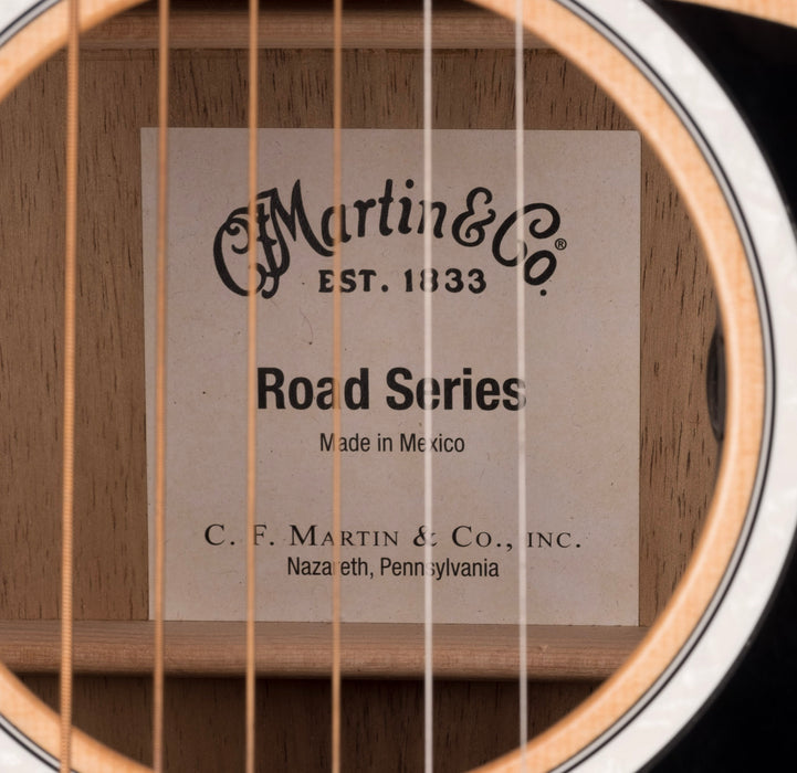 Martin 000-12E Koa with Soft Case B-Stock