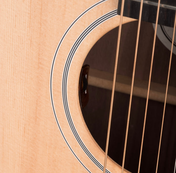 Gibson G-200 Acoustic-Electric Guitar With Gig Bag