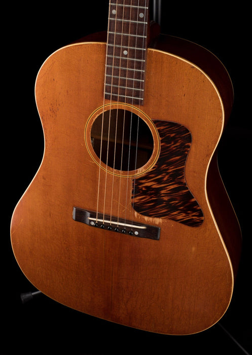 Vintage 1939 Gibson J-35 Owned by Ry Cooder