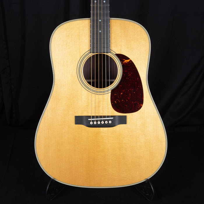 Martin Custom Shop 28 Style Dreadnaught East Indian Rosewood and Sitka Spruce VTS Acoustic Guitar