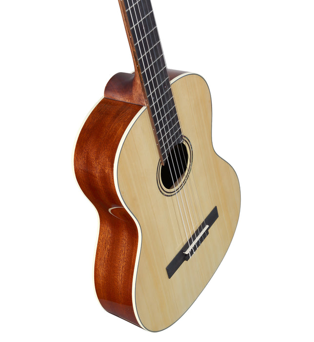 Alvarez RC-26 Regent 26 Classical Natural Gloss Finish Classical Acoustic Guitar